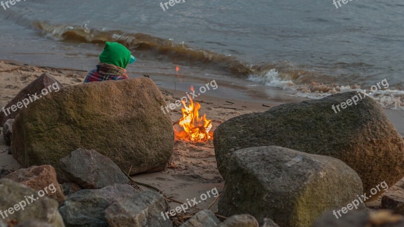 Fire Beach Elbe Heat Campfire