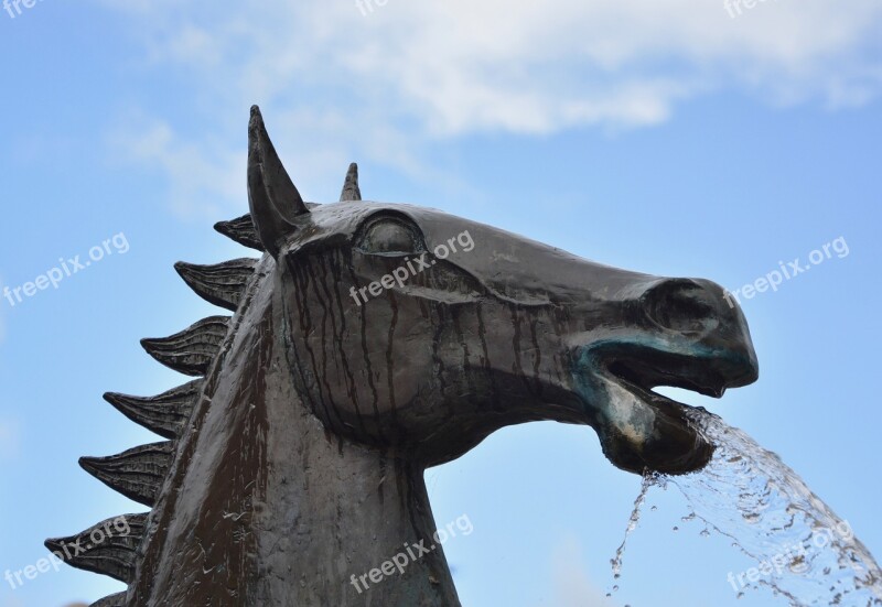 Statue Statue Horse Metal Horse Horse Water Fountain Horse