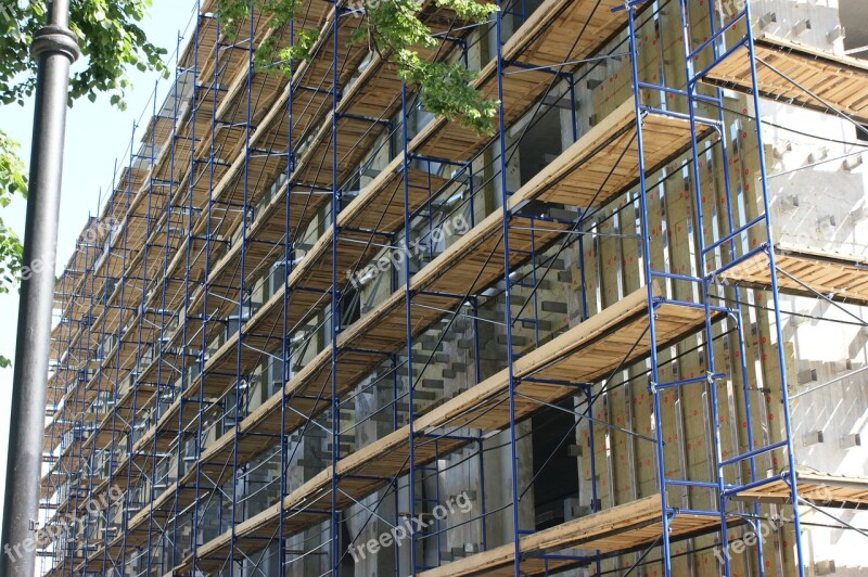 Scaffold Construction Forests The Façade Of The New Development