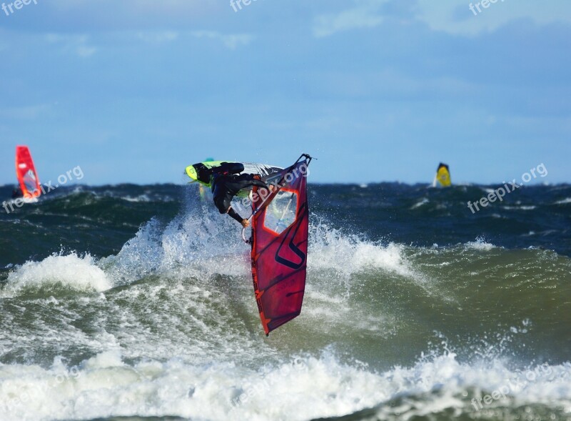 Wind Surfing Wave Goiter Beach Sea