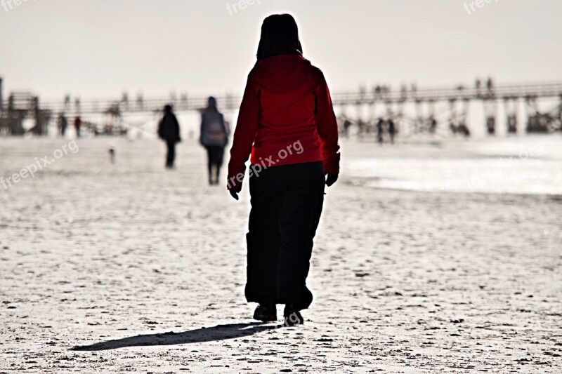 North Sea Walk Rest Beach Walk Red