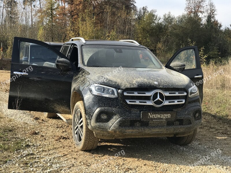 Mercedes–benz Xklasse New Cars Offroad Dirty