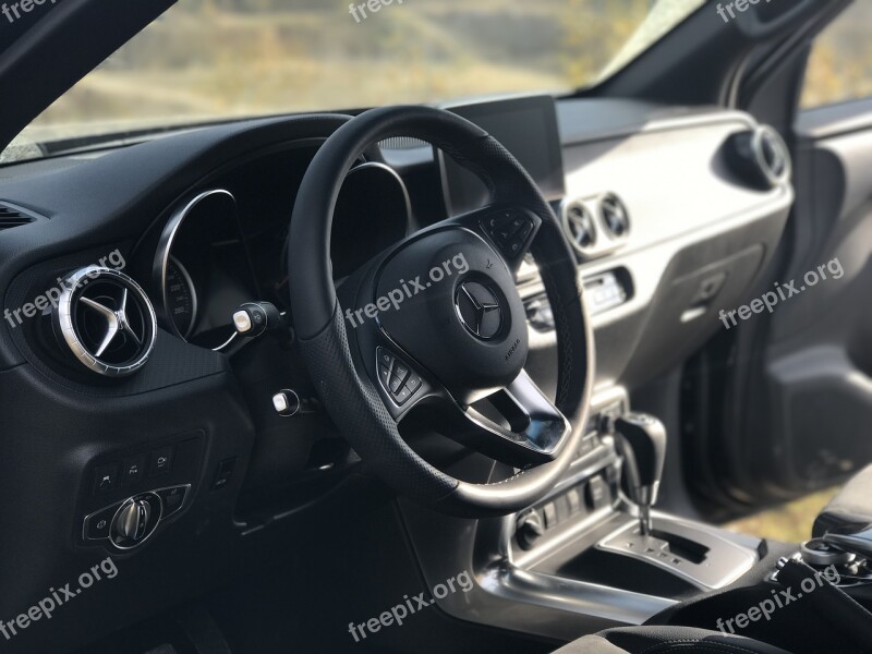 Interior Vehicle Cockpit Dashboard Steering Wheel