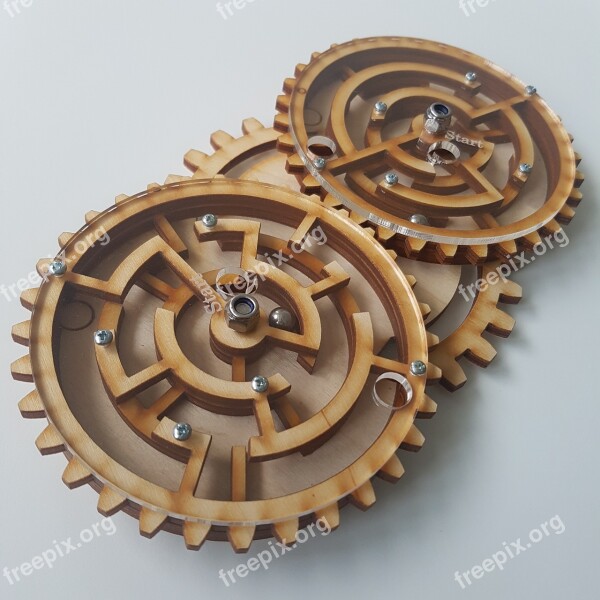 Mindgames Woodtoys Gear Mechanism Engineering Timekeeper