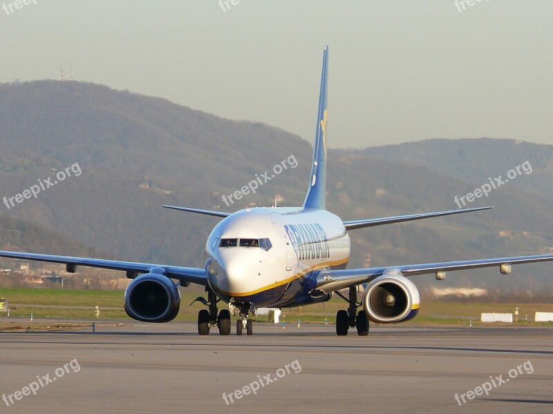 Italy Bergamo Plane Aviation Airport