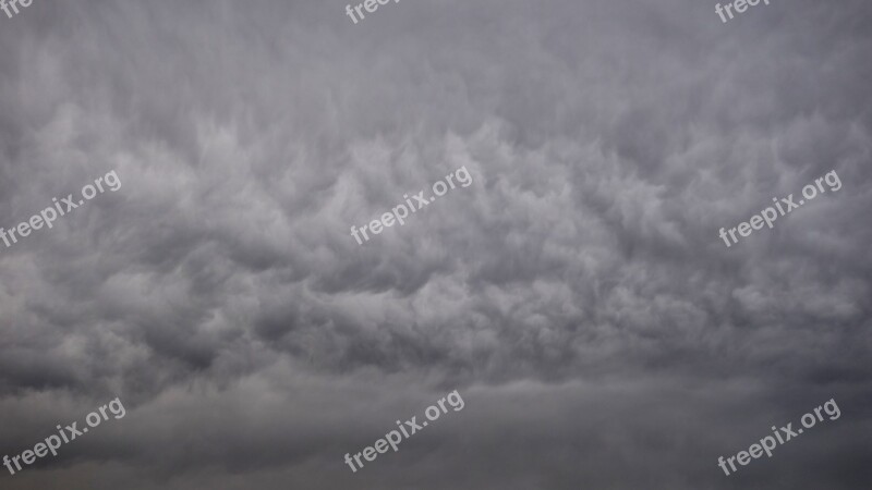 Rain Clouds Gloomy Grey Clouds Threatening