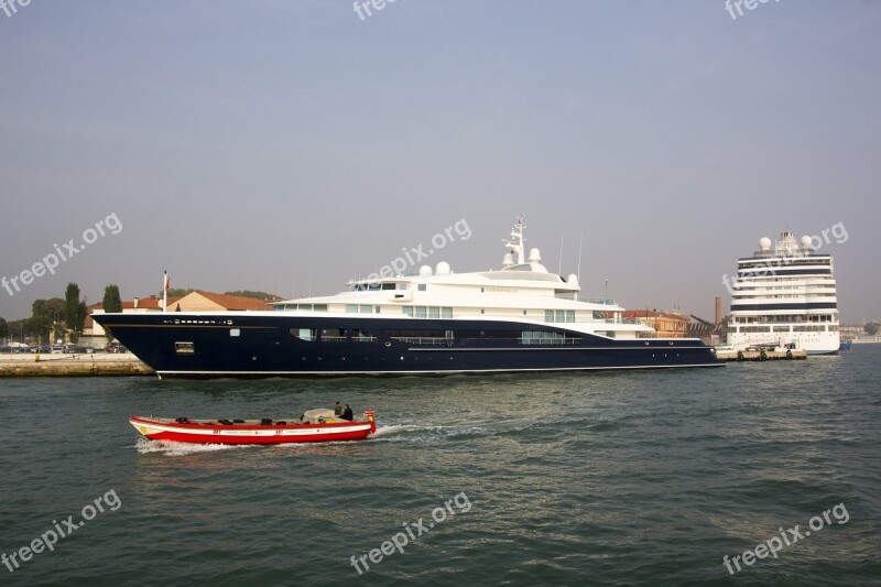 Yacht Boat Port Water Sea