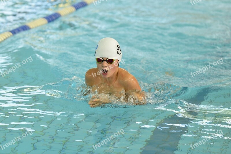 Schwimmbad Schwimmen Wasser Brustschwimmen Schwimmhalle Leipheim