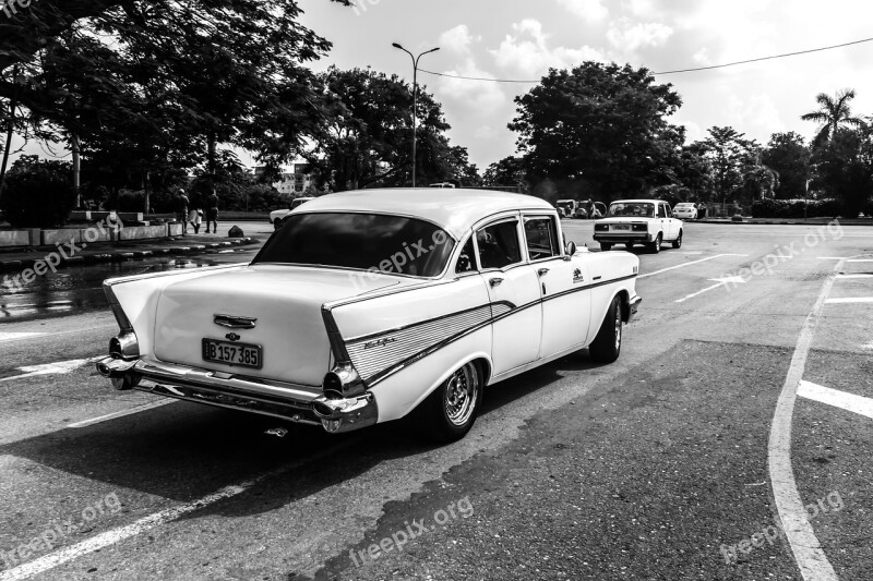 Cuba Havana Vedado Plaza Cìvica Nostalgia