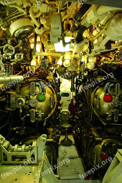 Uss Razorback Torpedo Room Submarine Torpedo Room Ship