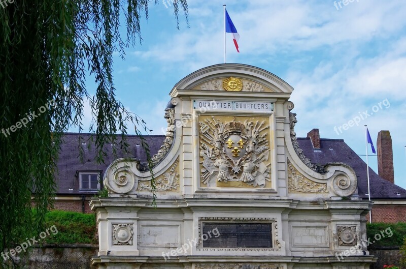 Lille Citadel Pediment Drawbridge Blazon Military