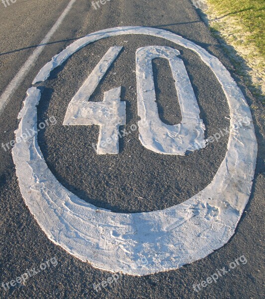 Route 40 Road Speed Signal