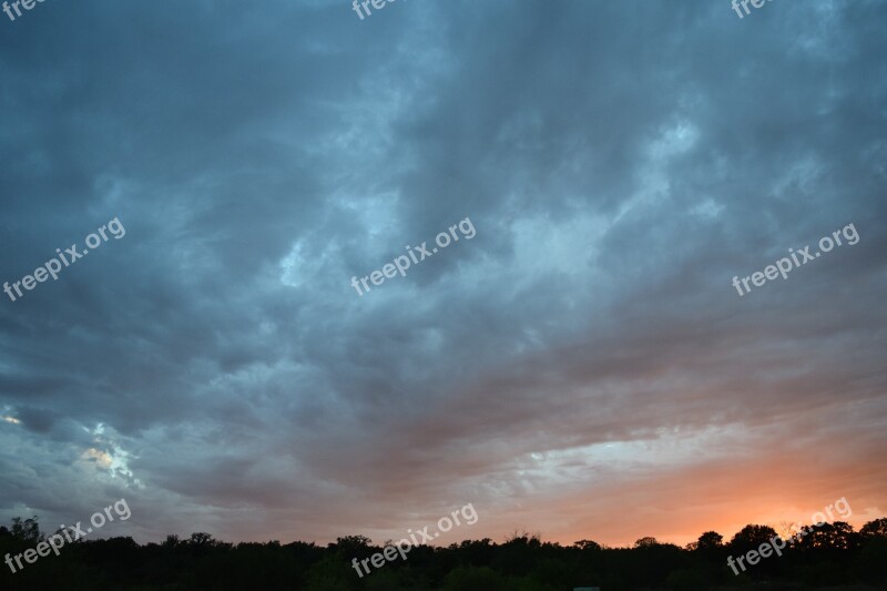 Dark Sky Sunset Summer Scene Outdoor