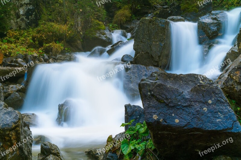 Kleinwalsertal Waterfall Melköde Alpe Stones