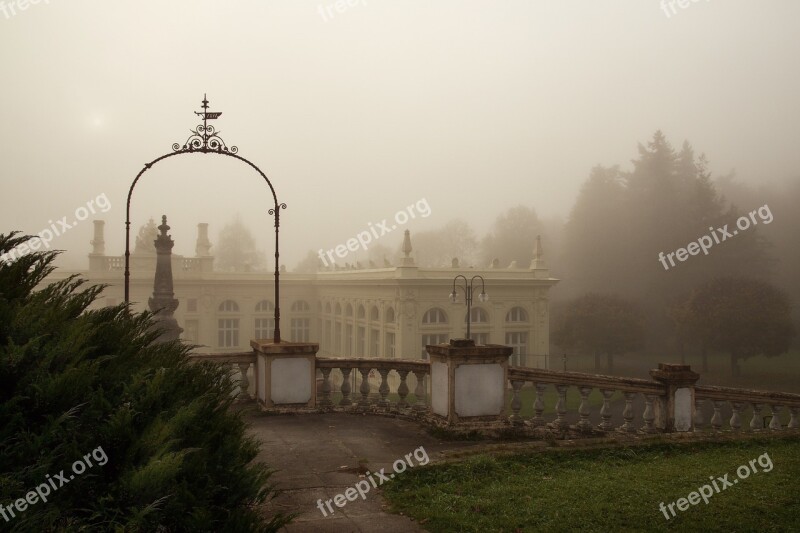 Park Spa History Morning Fog