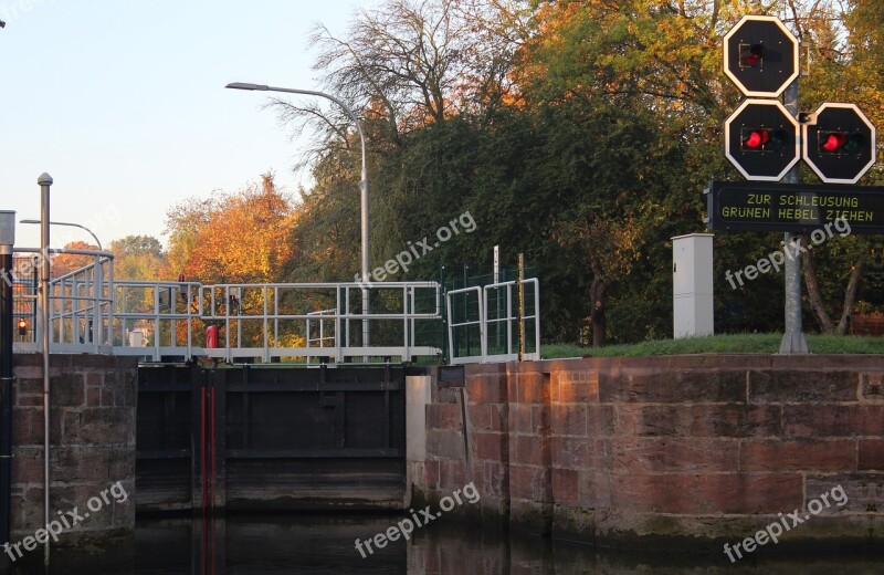 Lock Waterway Shipping Water Gates