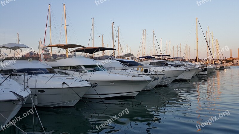 Marina Alcúdia Mallorca Alley Road