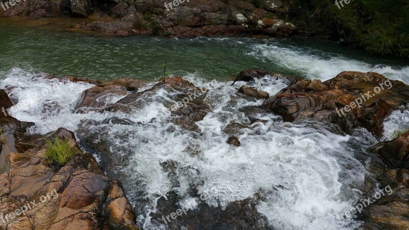 Waterfalls Creek White Water Rock's Belize