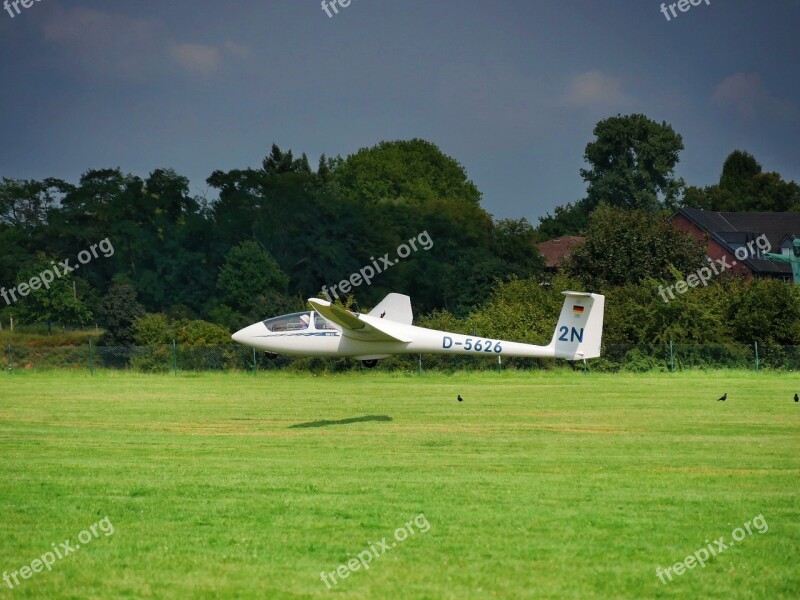 Glider Land Airport Aircraft Landing