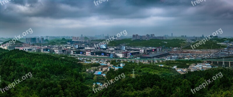 Guizhou Guiyang Guiyang Southwest Trade City Jinyang Passenger Station View Mountain Lakes