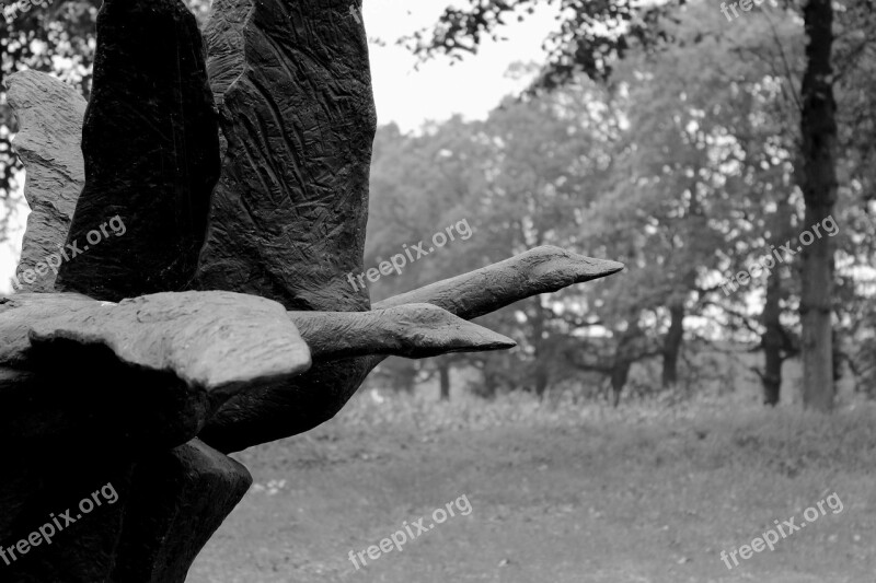 Art Birds Flying Sculpture Figure