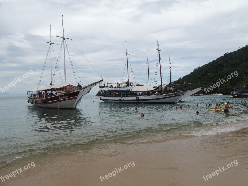 Vessels Schooners Beach Trip Tourism