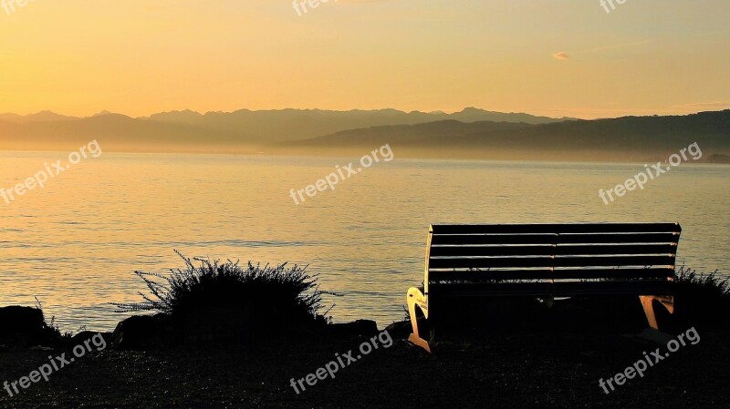 Bench Autumn Dawn In The Morning Lake