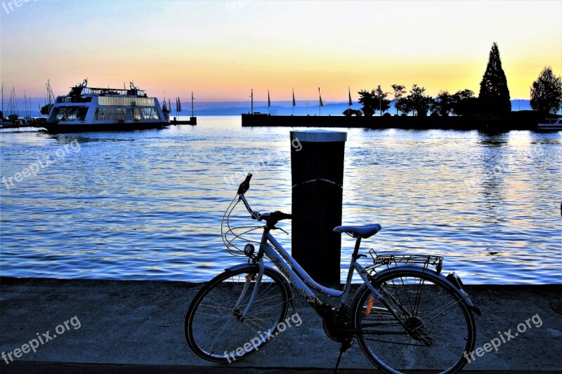 Morning Lake Sunrise Dawn Bike