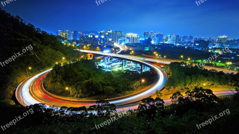 The New Store's Eye The New Store At Dusk Highway New Taipei City