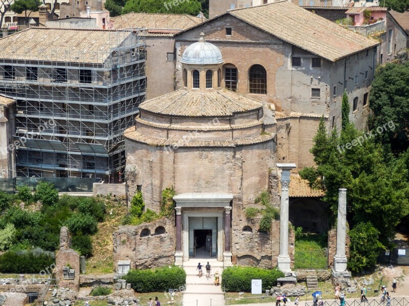 Holidays Architecture The Temple Of Romulus Ancient Rome History