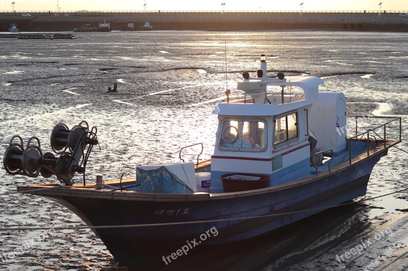 Times Tidal Fishing Boat Free Photos