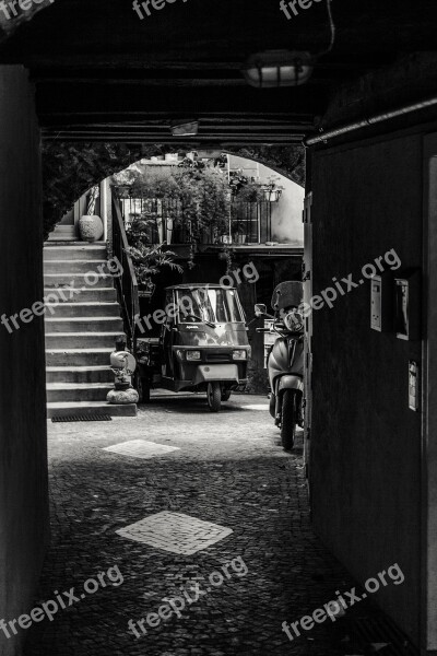 Piaggio Ape Piaggio Scooter Narrow Lane Italy Black White