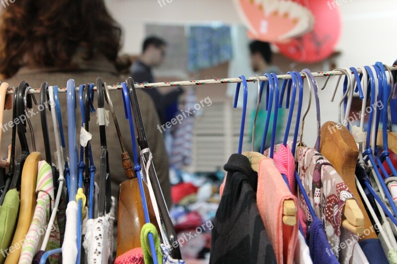 Bazar Thrift Store Organization Cabinet Clothes