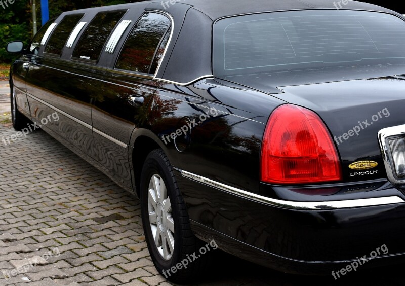 Stretch Limousine Noble Lincoln Limousine Long