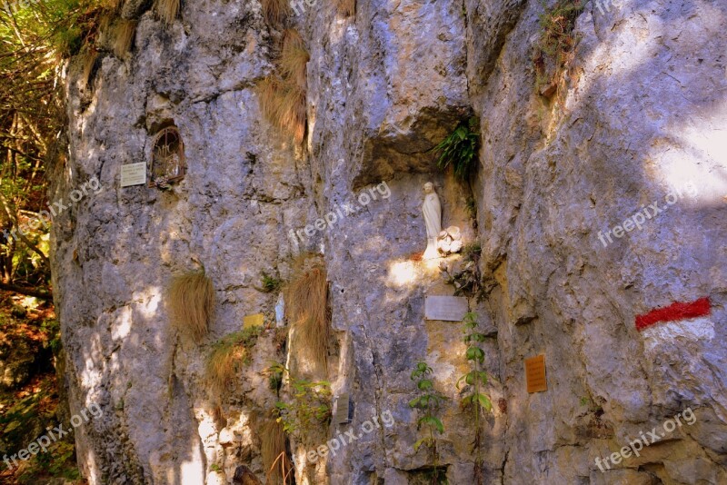 Rock Capitello Excursion Mountain The European Path