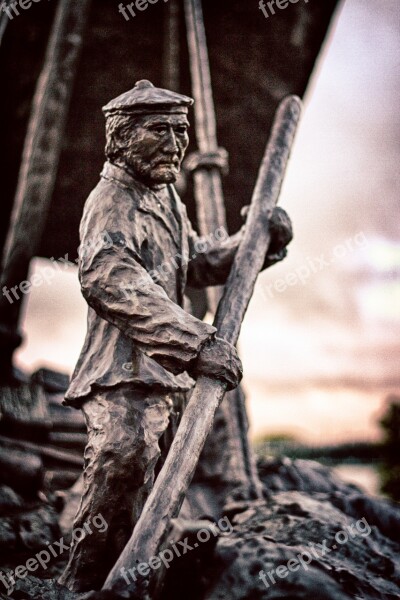 Boatman Statue Selkirk Mb Free Photos