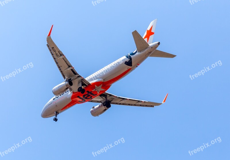 Airways Jetliner Landing In Townsville Townsville Airport Free Photos