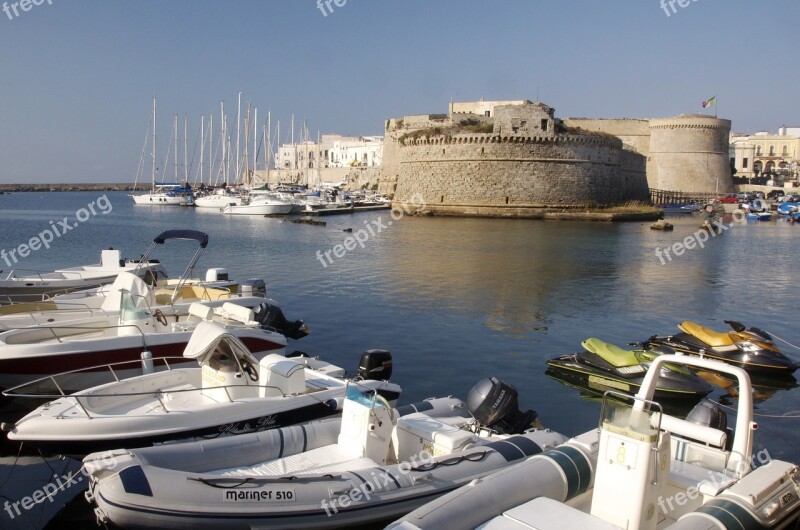 Gallipoli Salento Puglia Holiday Italy