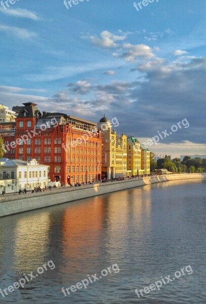 Moscow Quay Yakimanka The Moscow River Autumn