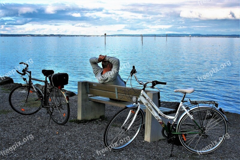 Bench Sit Fresh Air Lake Bike