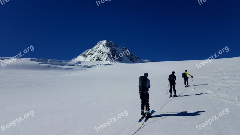 Traces Wide Landscape Nature Mountains