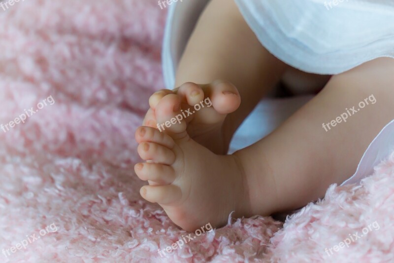 Child Baby Newborn Baby Legs Feet