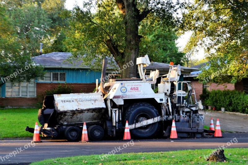 Road Paving Truck Tar Terex Cedar Rapids Houston