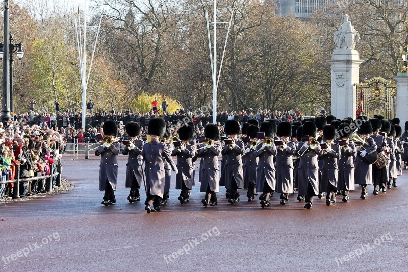 London Changing Of The Guard Buckingham Palace Free Photos