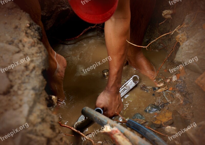 Labor Plumber Life Hands Vietnam