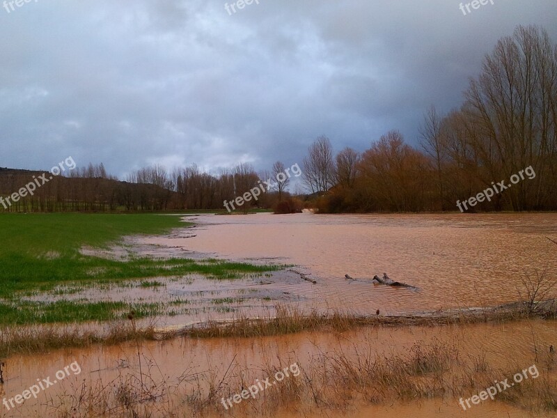 Flood River Rain Grown Water