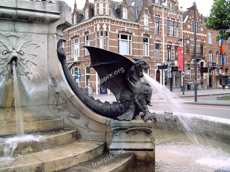 Work Of Art Fountain Dragon Water Spit