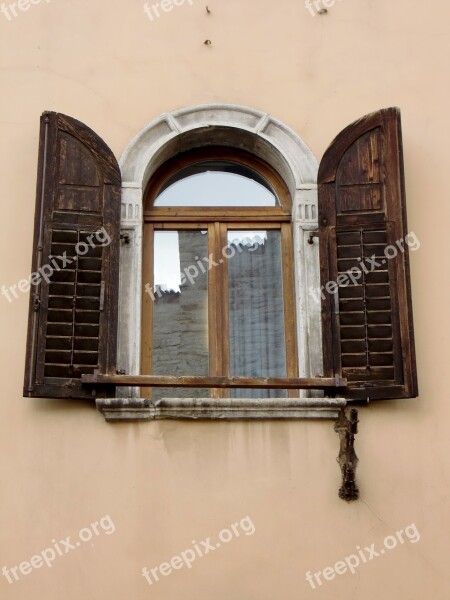 Window Old Old Window Facade Historically