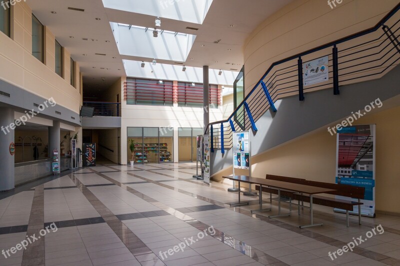 Building The Interior Of The Hall Architecture School