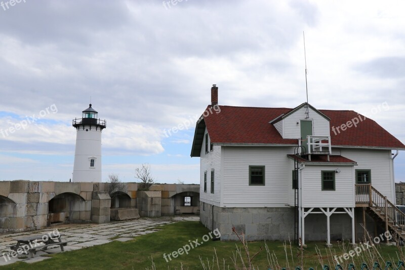 Lighthouse At Fort Constitution Portsmouth Nh Lighthouse Beacon Coast